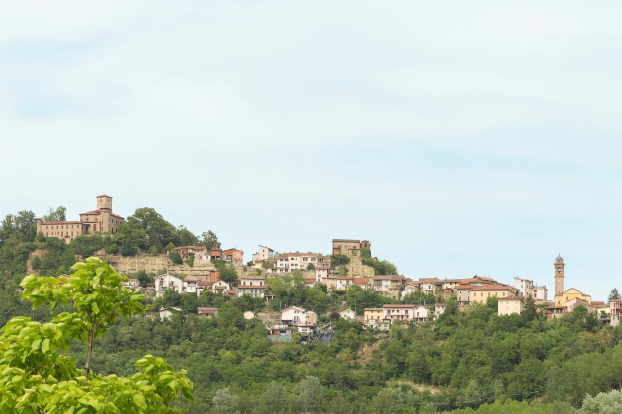 White Tail Organic Farm Villa Orsara Bormida ภายนอก รูปภาพ